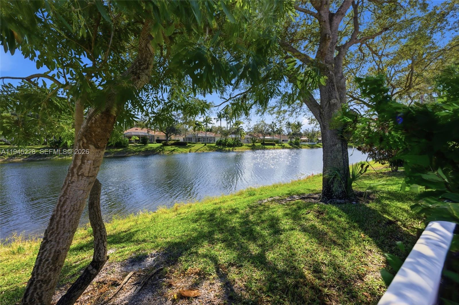 RIVERWALK 13 - Residential