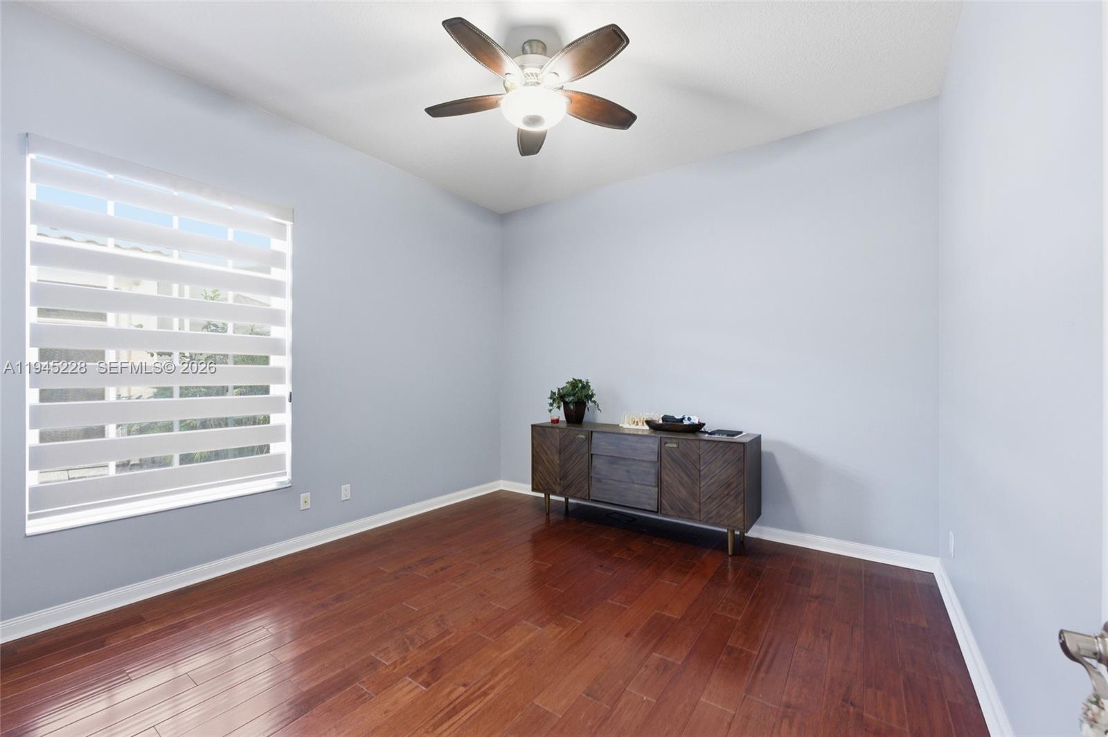 RIVERWALK 13 - Residential