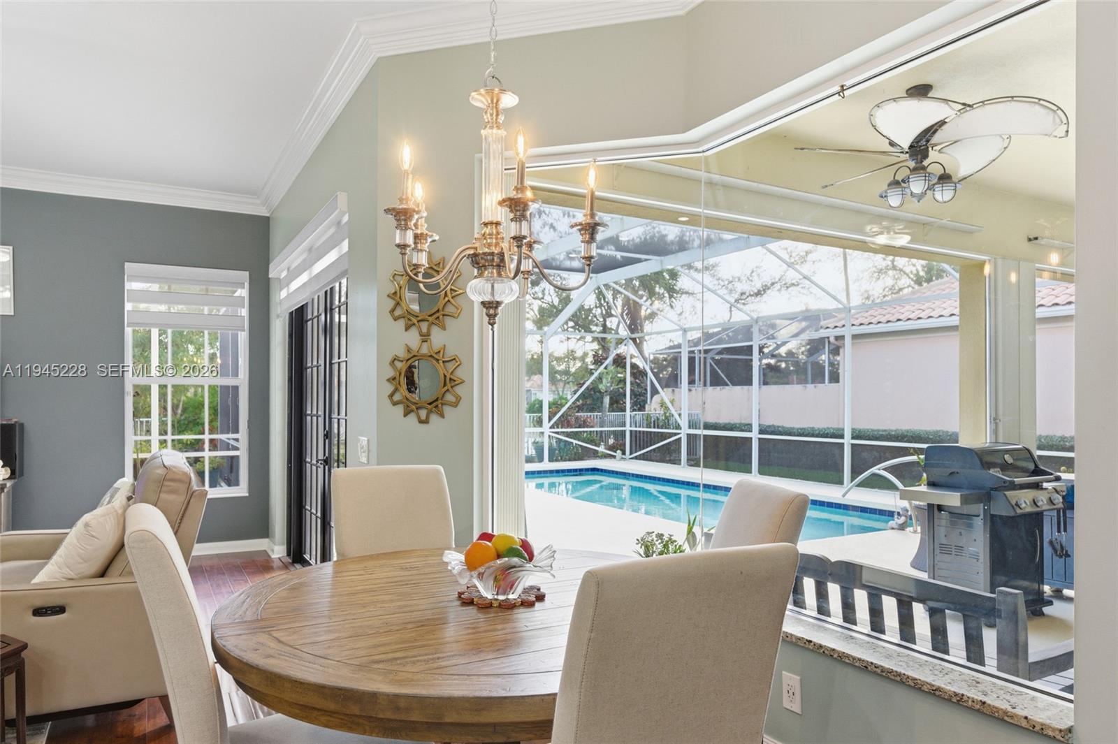 RIVERWALK 13 - Residential