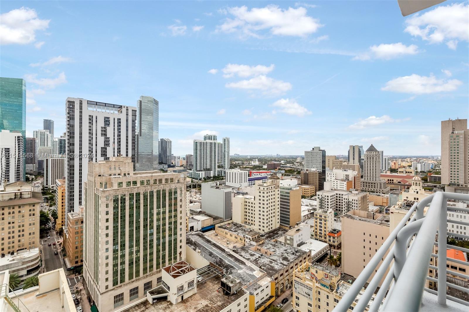 THE LOFT DOWNTOWN II COND - Residential Lease