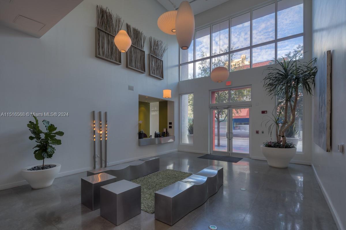 THE LOFT DOWNTOWN II COND - Residential Lease