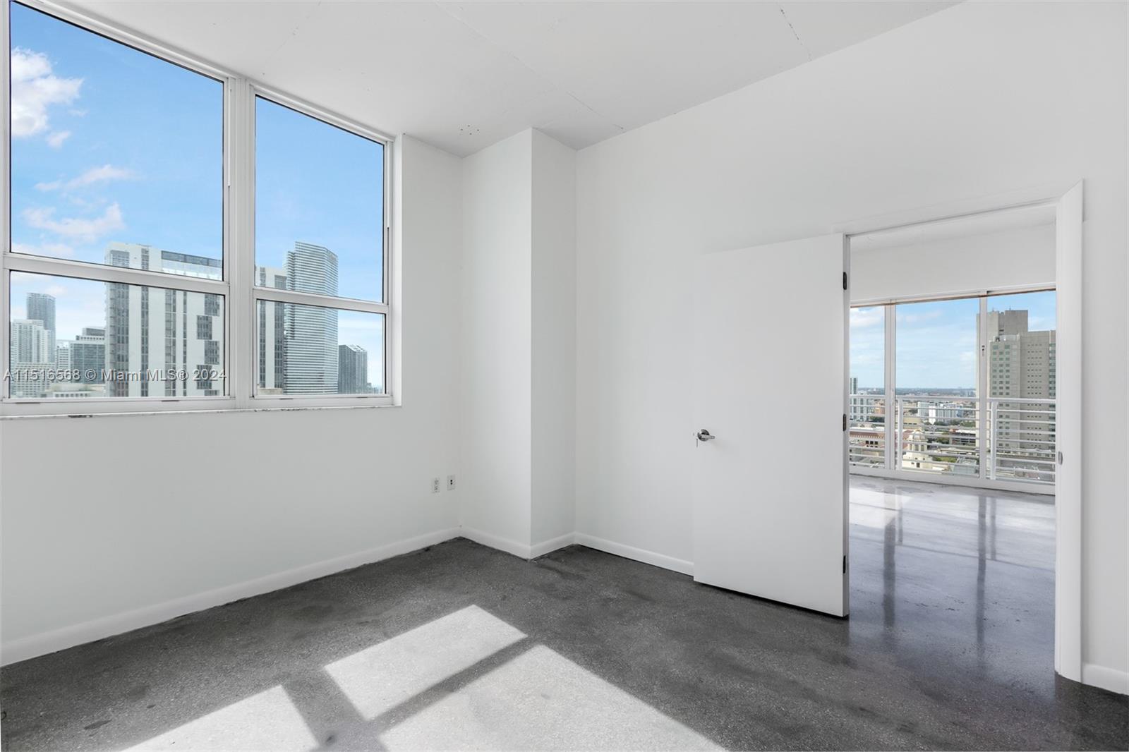 THE LOFT DOWNTOWN II COND - Residential Lease