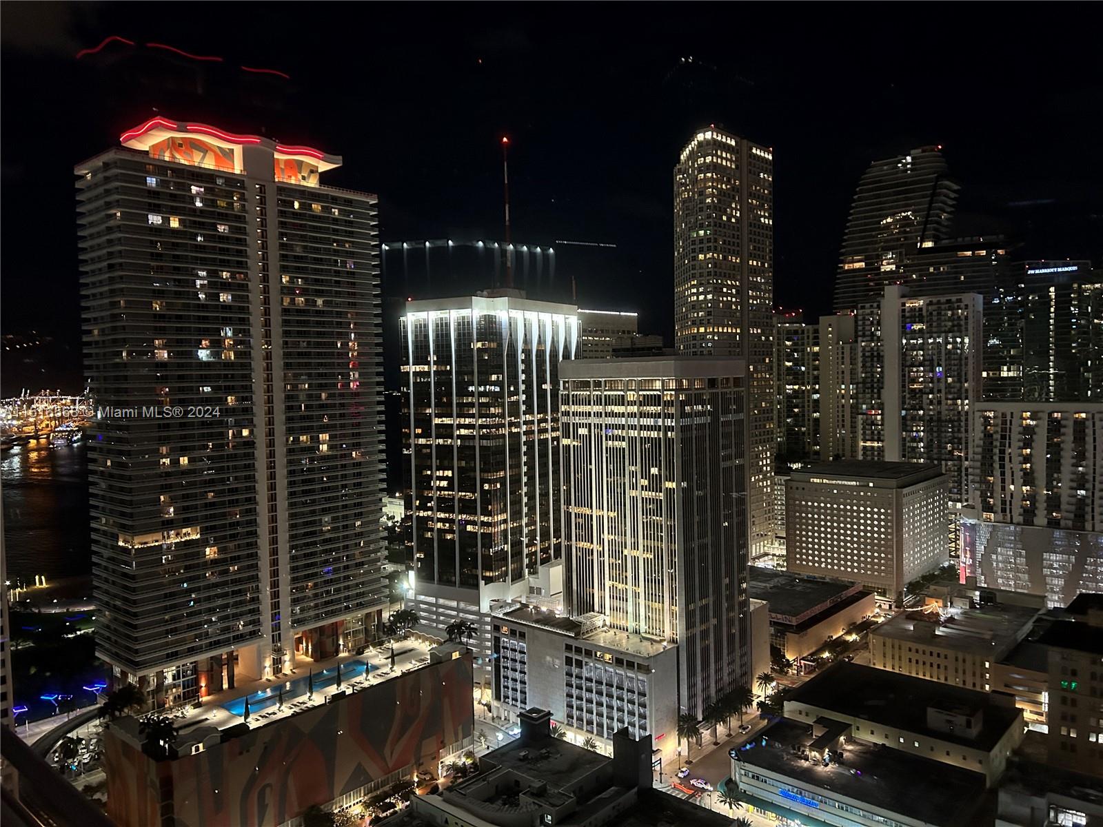 THE LOFT DOWNTOWN II COND - Residential Lease