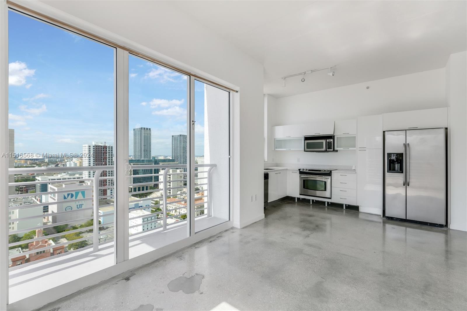 THE LOFT DOWNTOWN II COND - Residential Lease