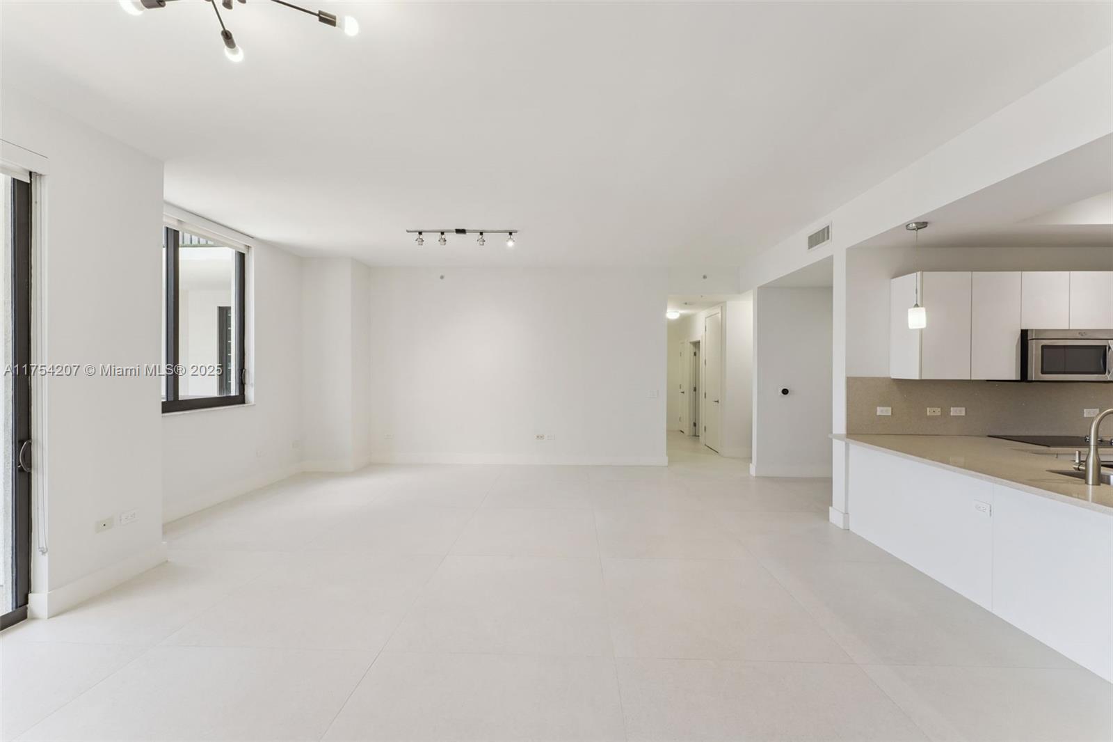 NINE AT MARY BRICKELL VIL - Residential