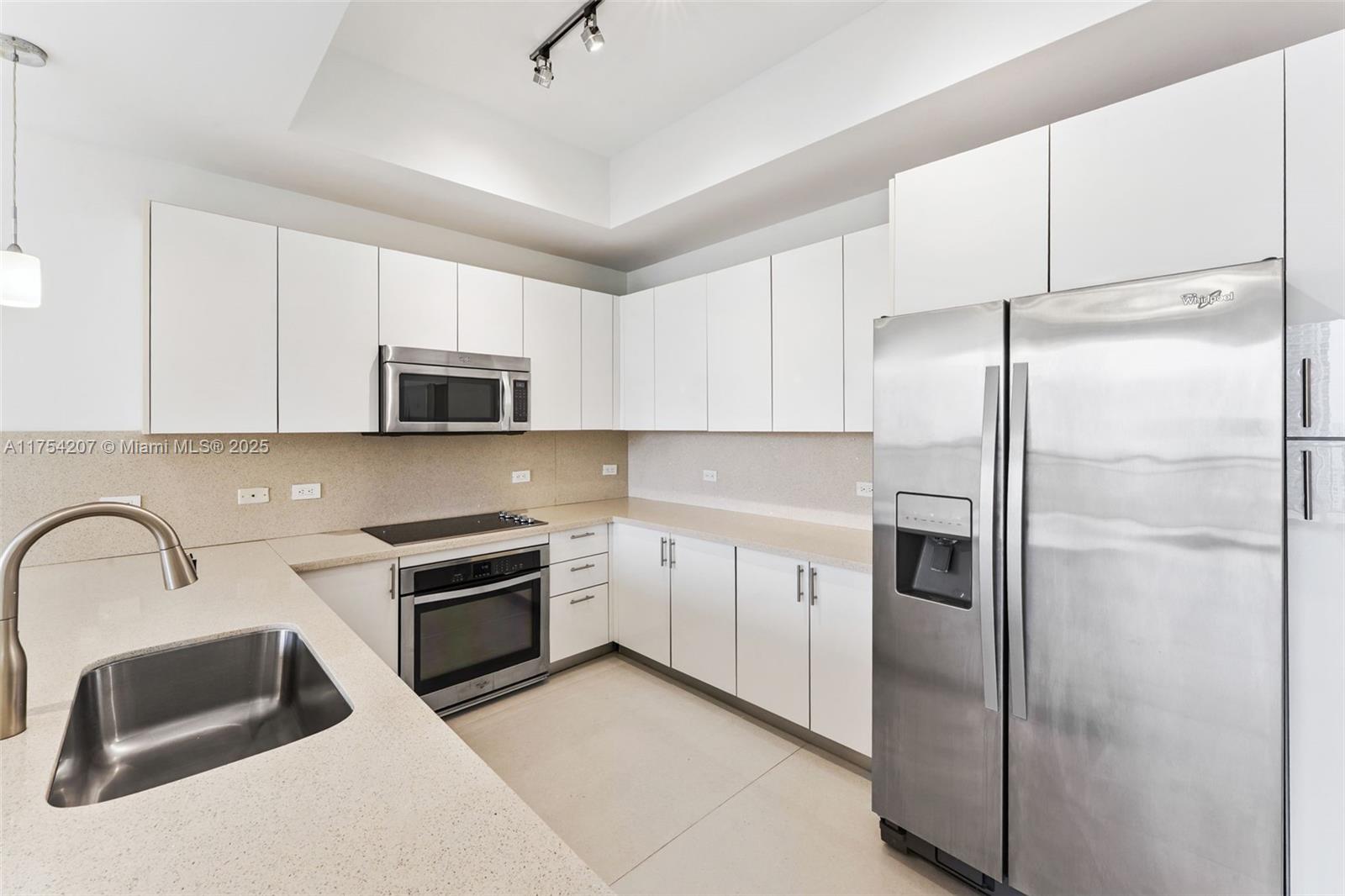 NINE AT MARY BRICKELL VIL - Residential