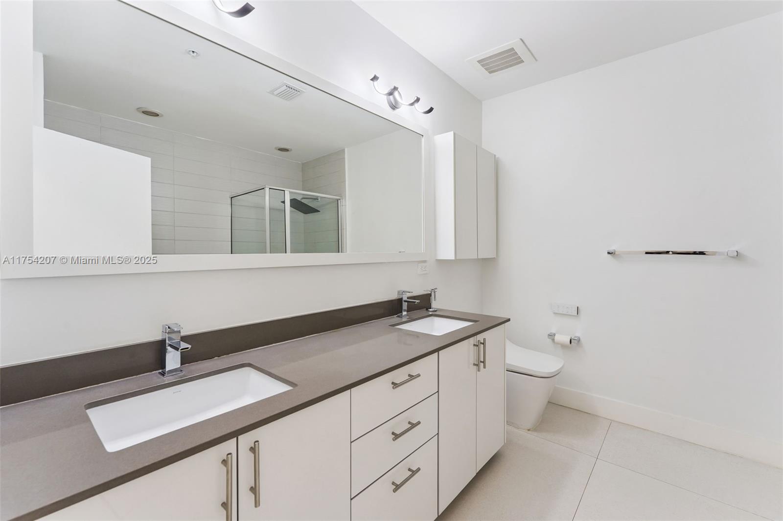 NINE AT MARY BRICKELL VIL - Residential