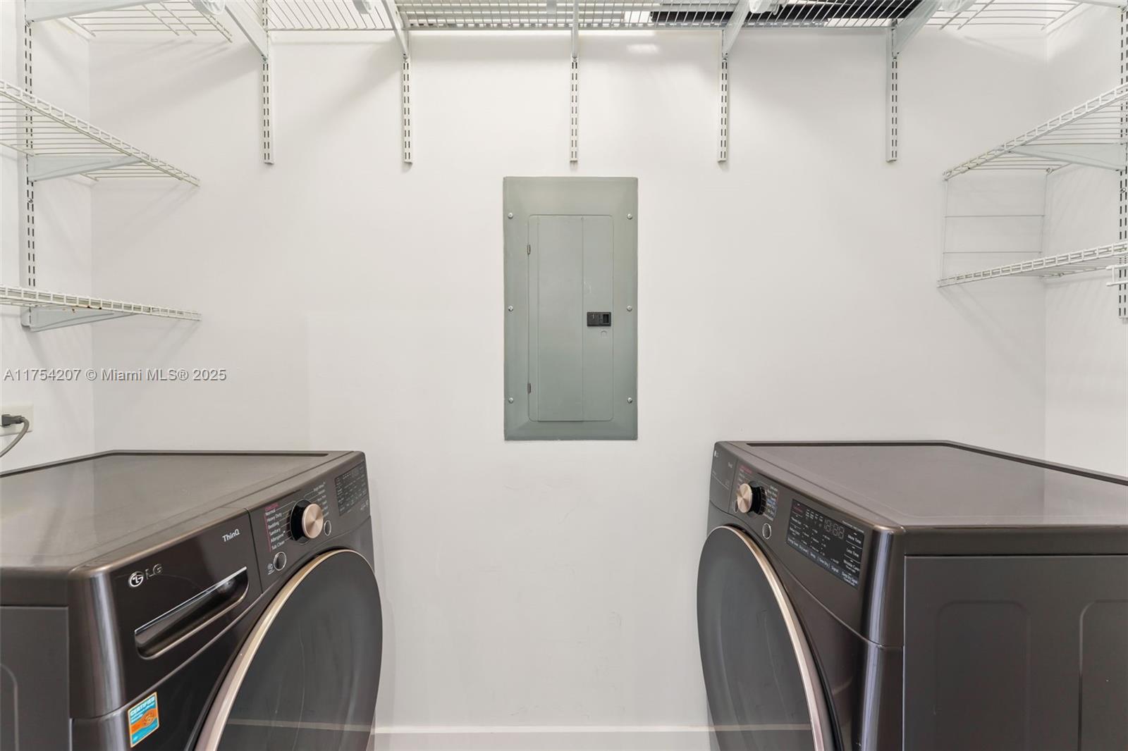 NINE AT MARY BRICKELL VIL - Residential