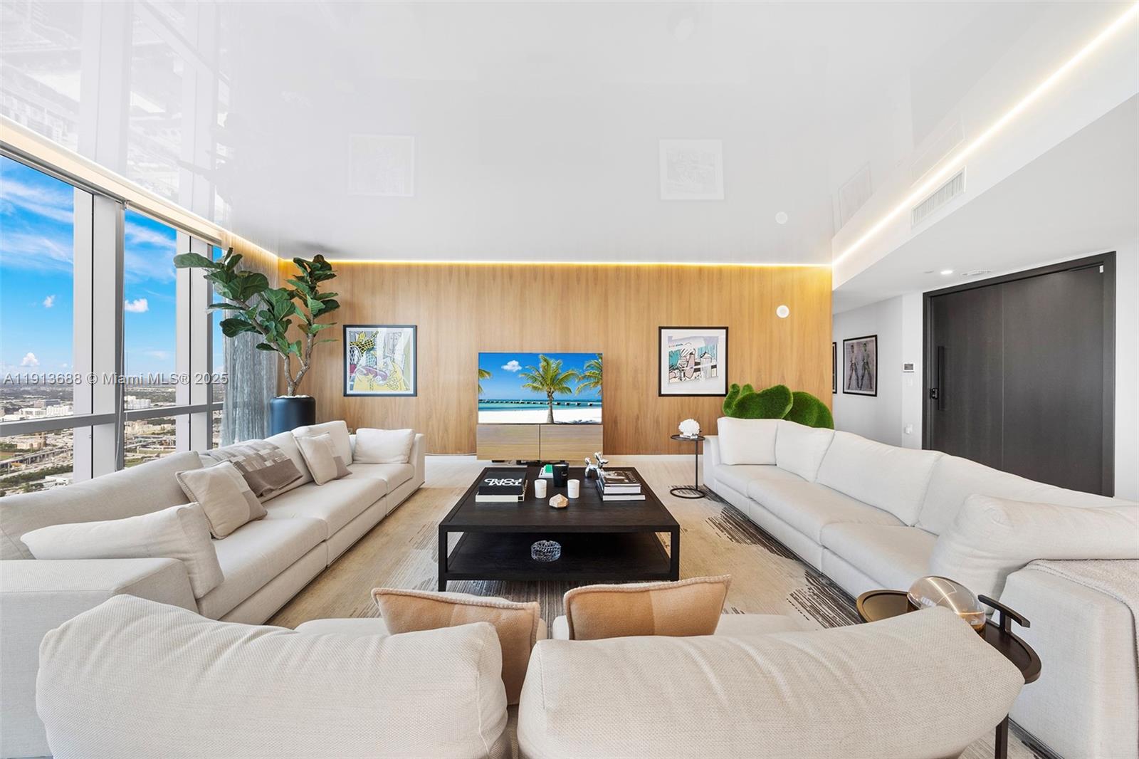 PARAMOUNT MIAMI WORLDCENT - Residential