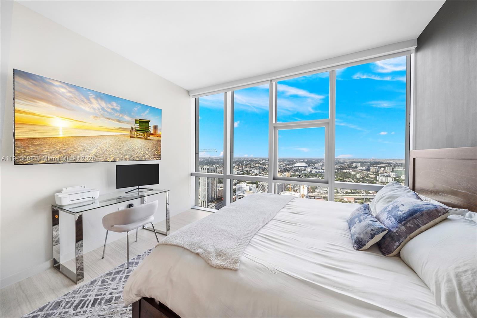 PARAMOUNT MIAMI WORLDCENT - Residential