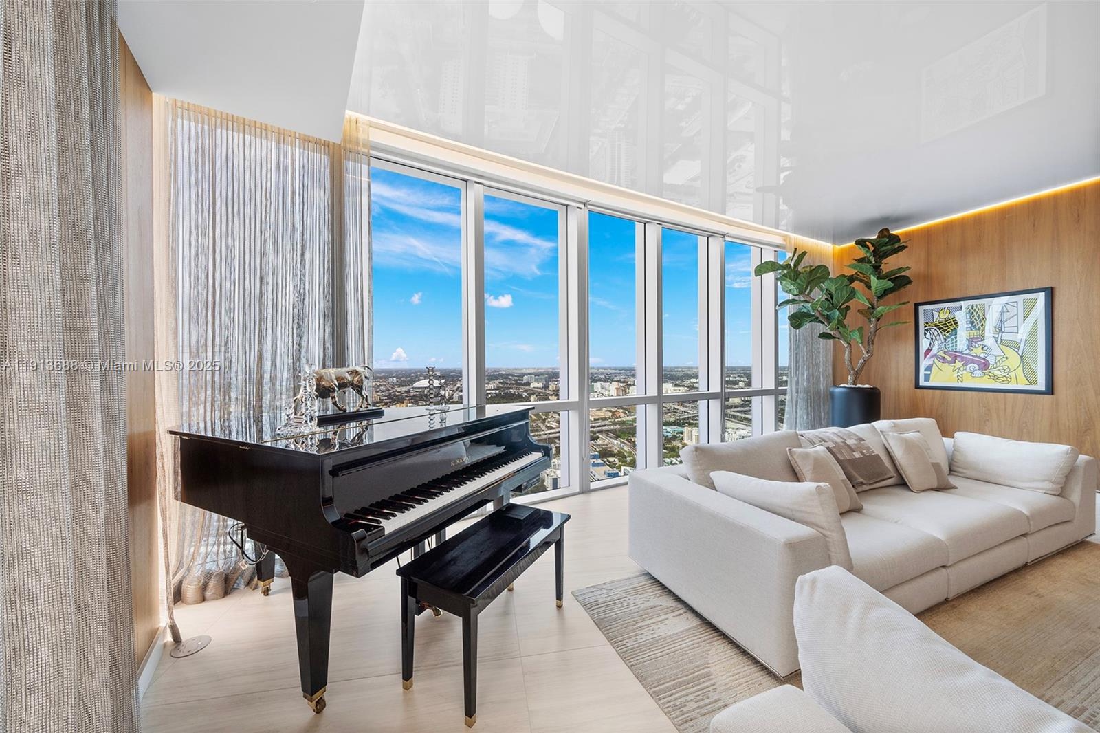 PARAMOUNT MIAMI WORLDCENT - Residential