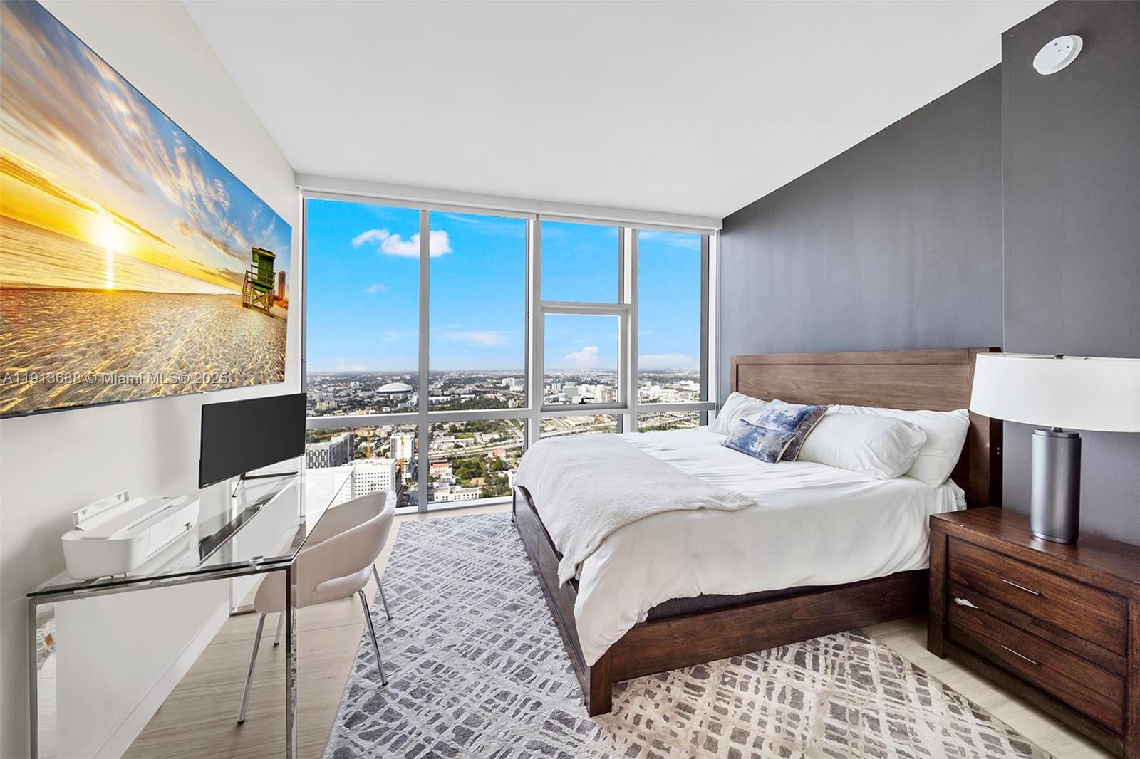 PARAMOUNT MIAMI WORLDCENT - Residential