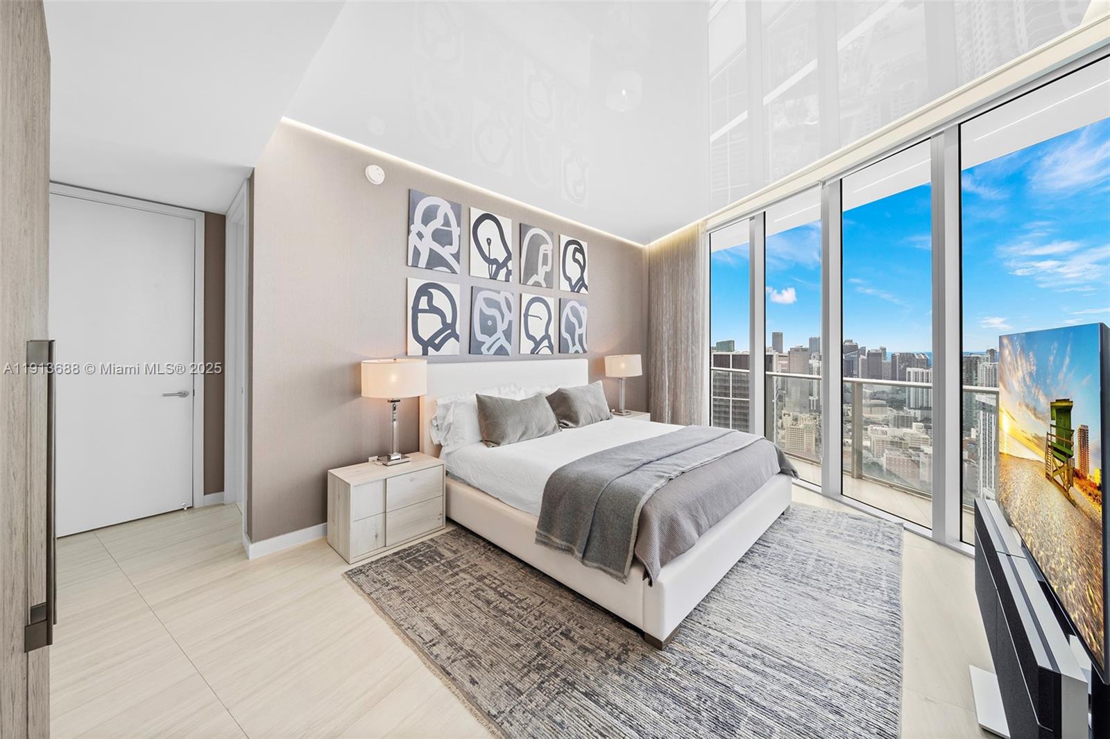 PARAMOUNT MIAMI WORLDCENT - Residential