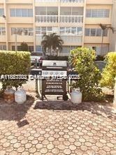 FIRST GULFSTREAM GARDEN - Residential Lease