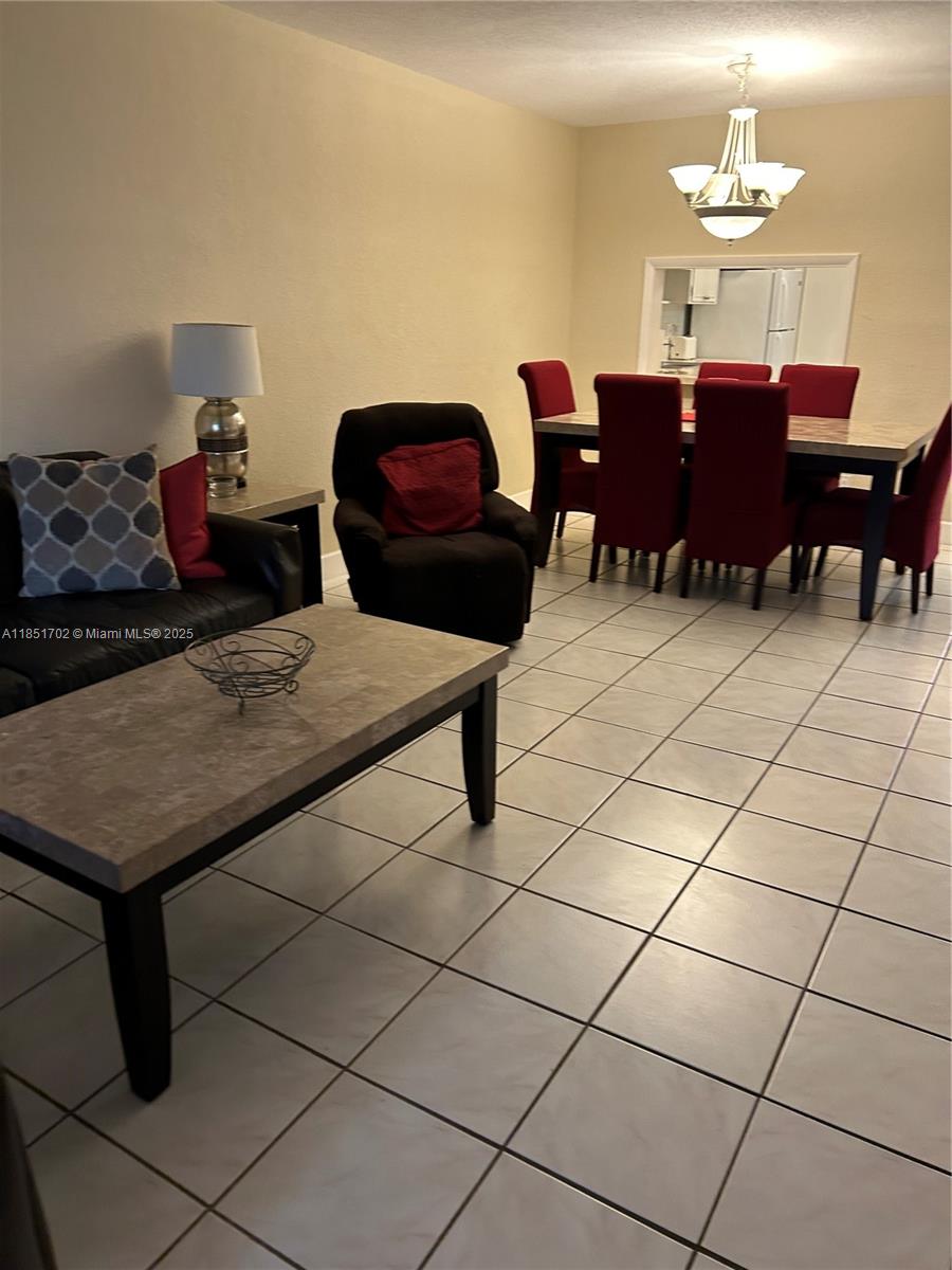 FIRST GULFSTREAM GARDEN - Residential Lease