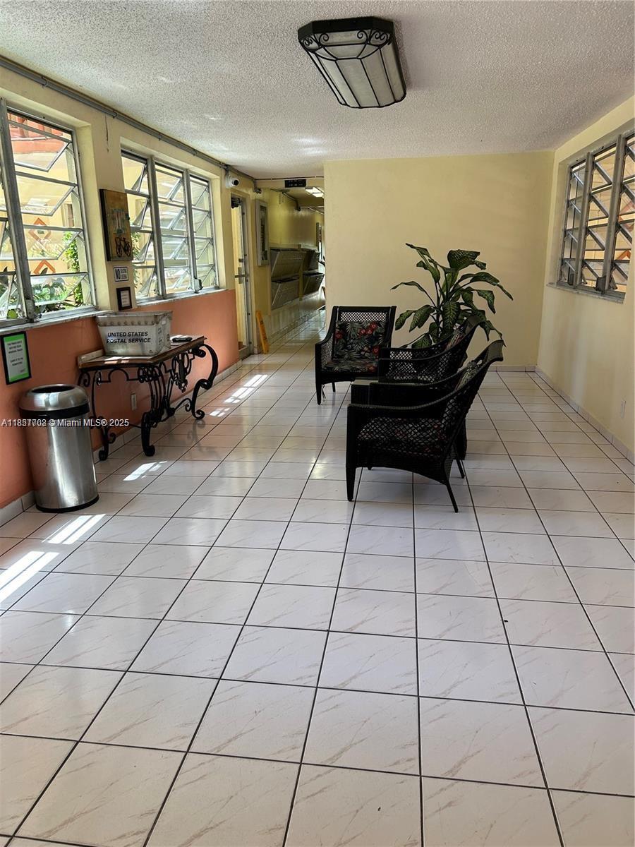 FIRST GULFSTREAM GARDEN - Residential Lease