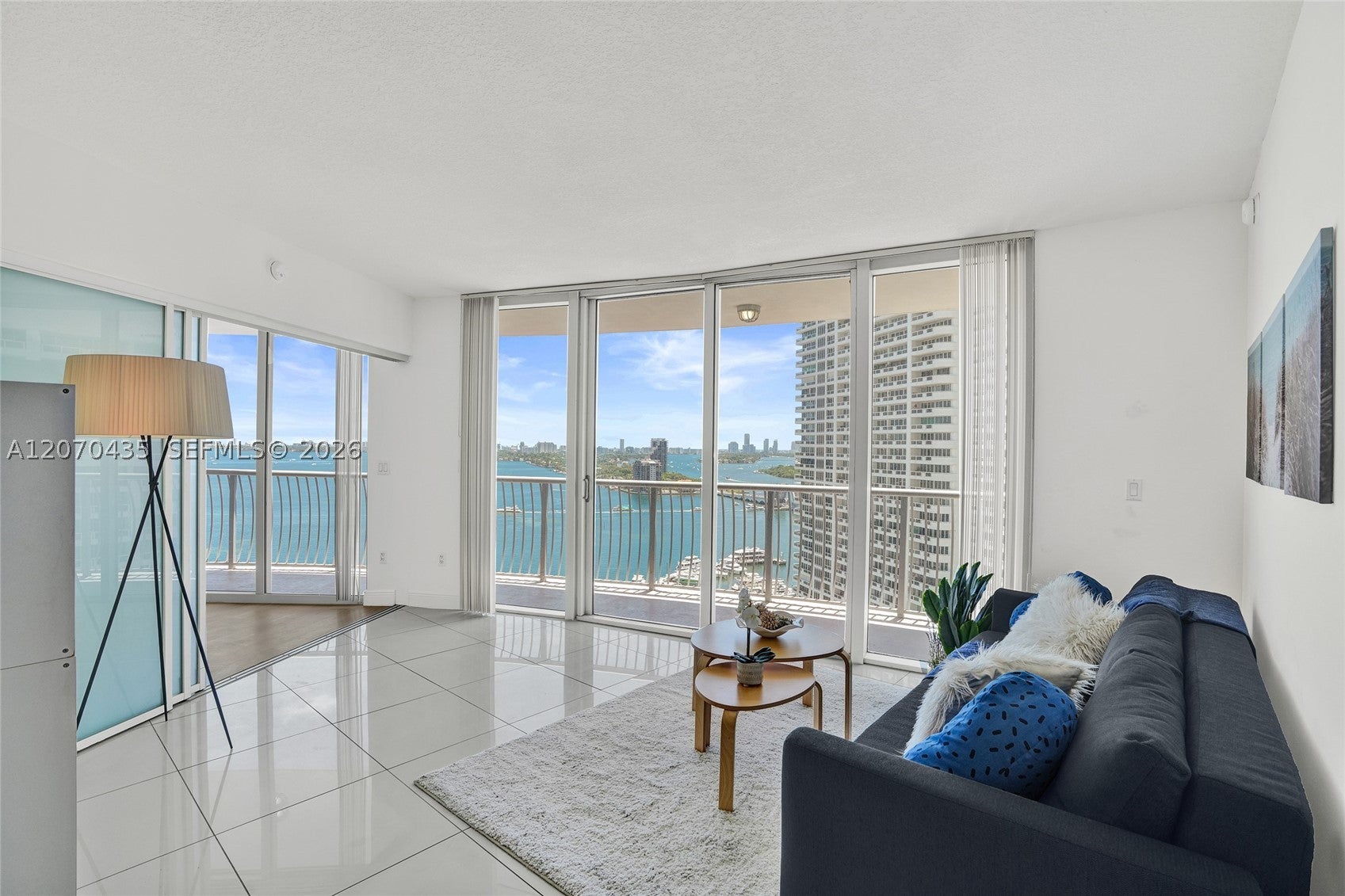 1750 N Bayshore Dr 2202
