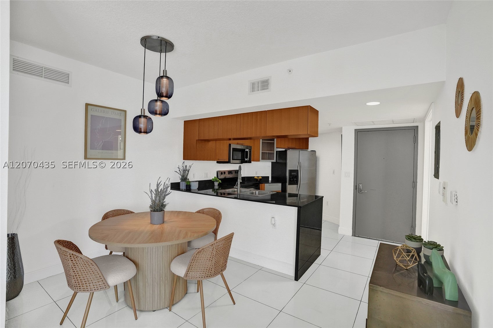 1750 N Bayshore Dr 2202