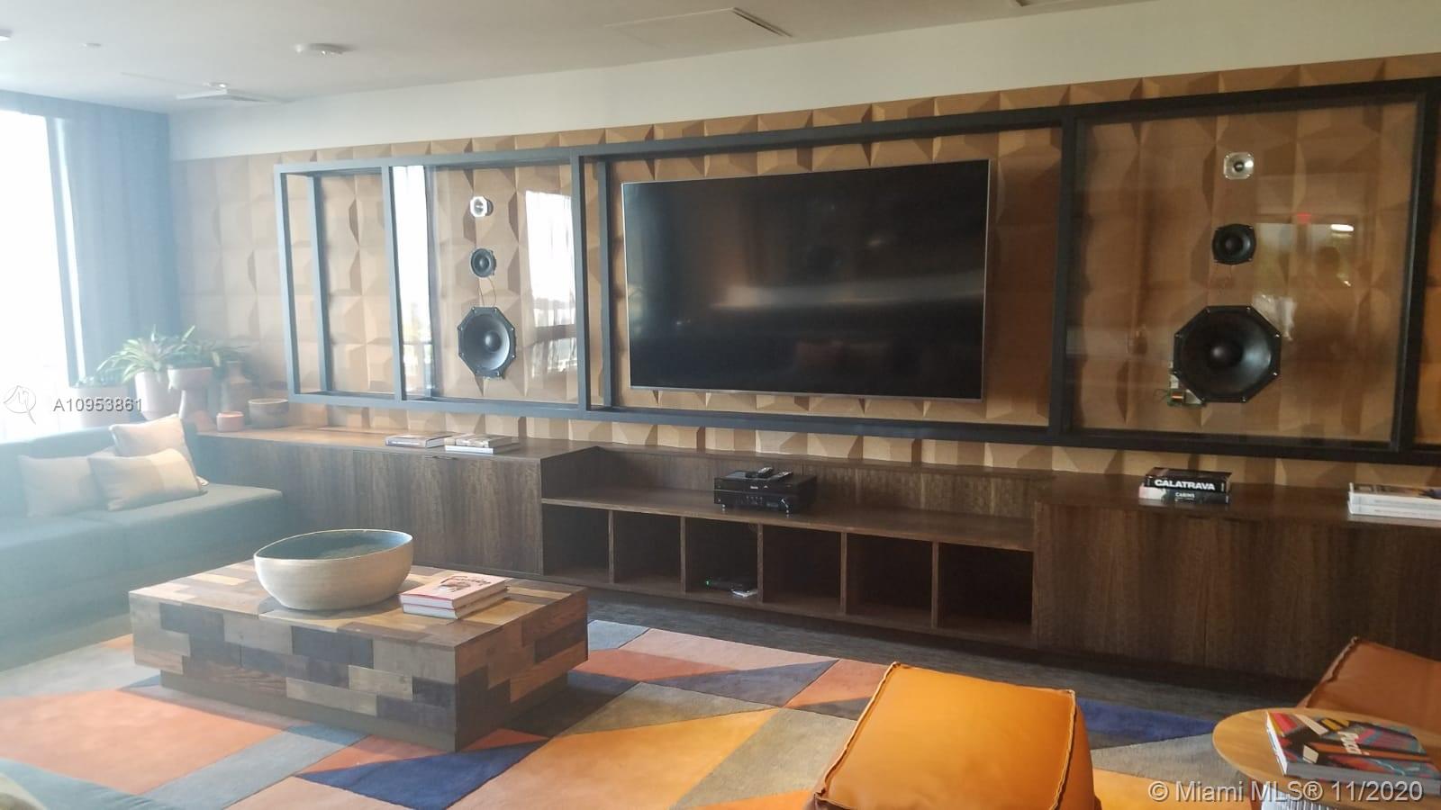 HYDE MIDTOWN - Residential Lease