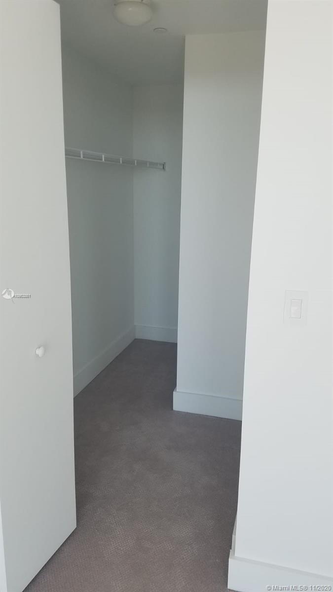 HYDE MIDTOWN - Residential Lease