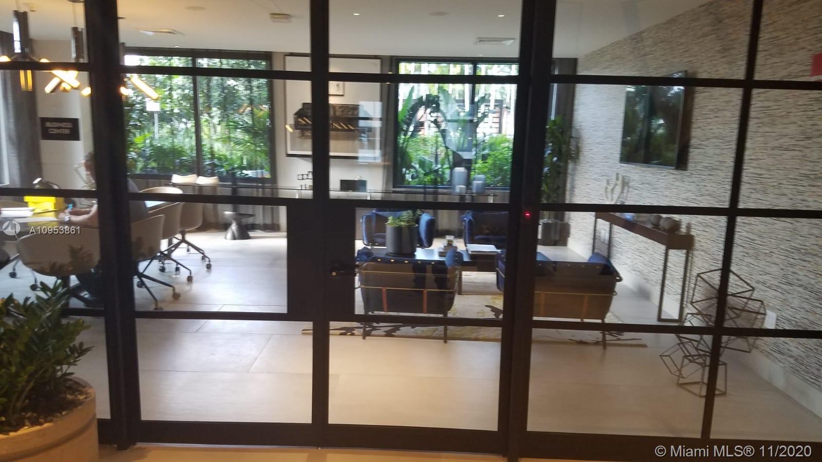 HYDE MIDTOWN - Residential Lease