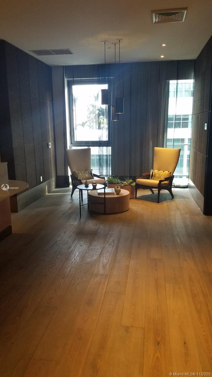 HYDE MIDTOWN - Residential Lease