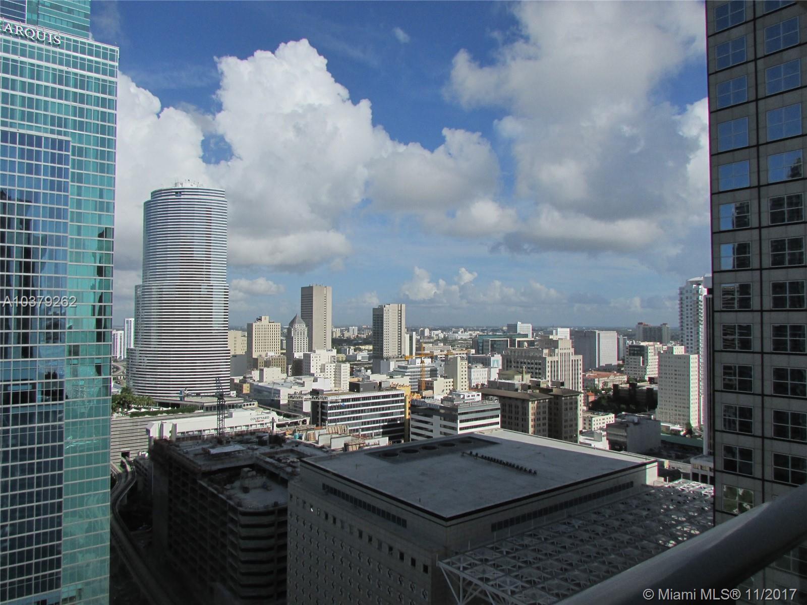 MET 1 CONDO - Residential Lease