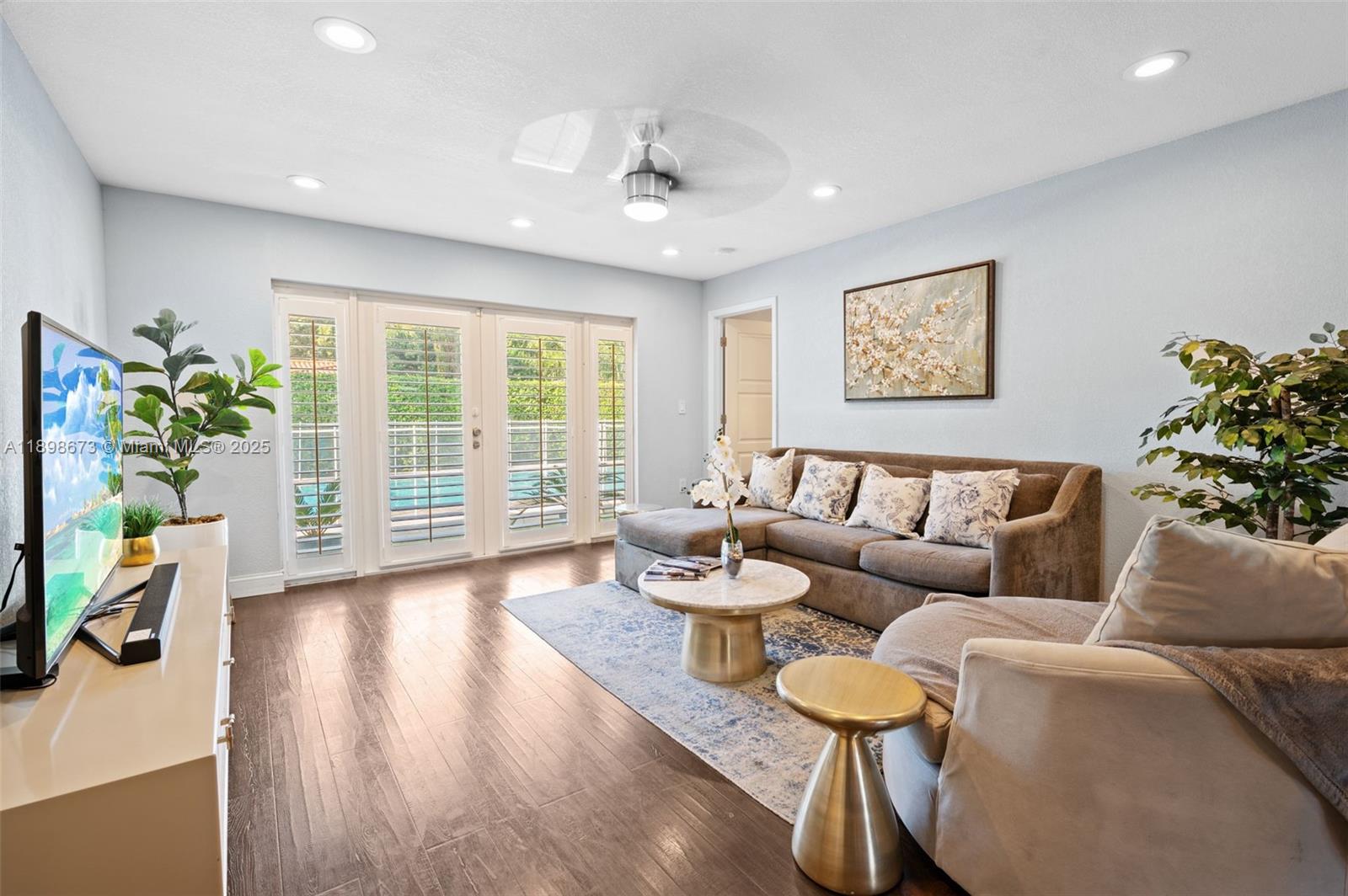 C GAB COUNTRY CLUB SEC 6 - Residential