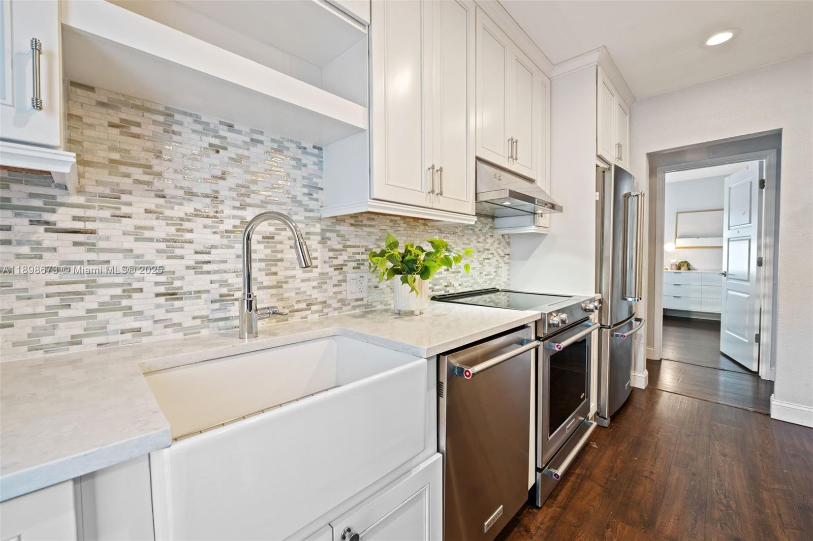 C GAB COUNTRY CLUB SEC 6 - Residential