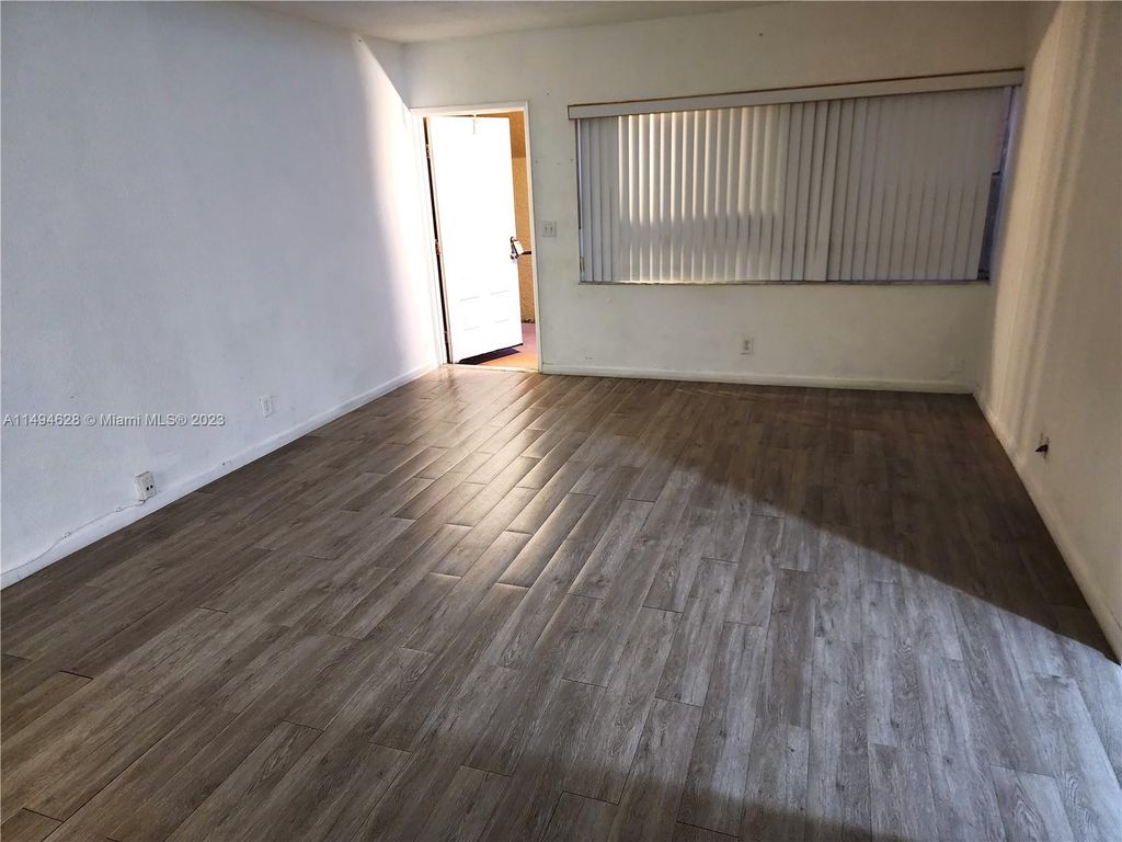 Photo of 10202 Twin Lakes Dr #14-D, Coral Springs, FL 33071 (MLS # A11494628)