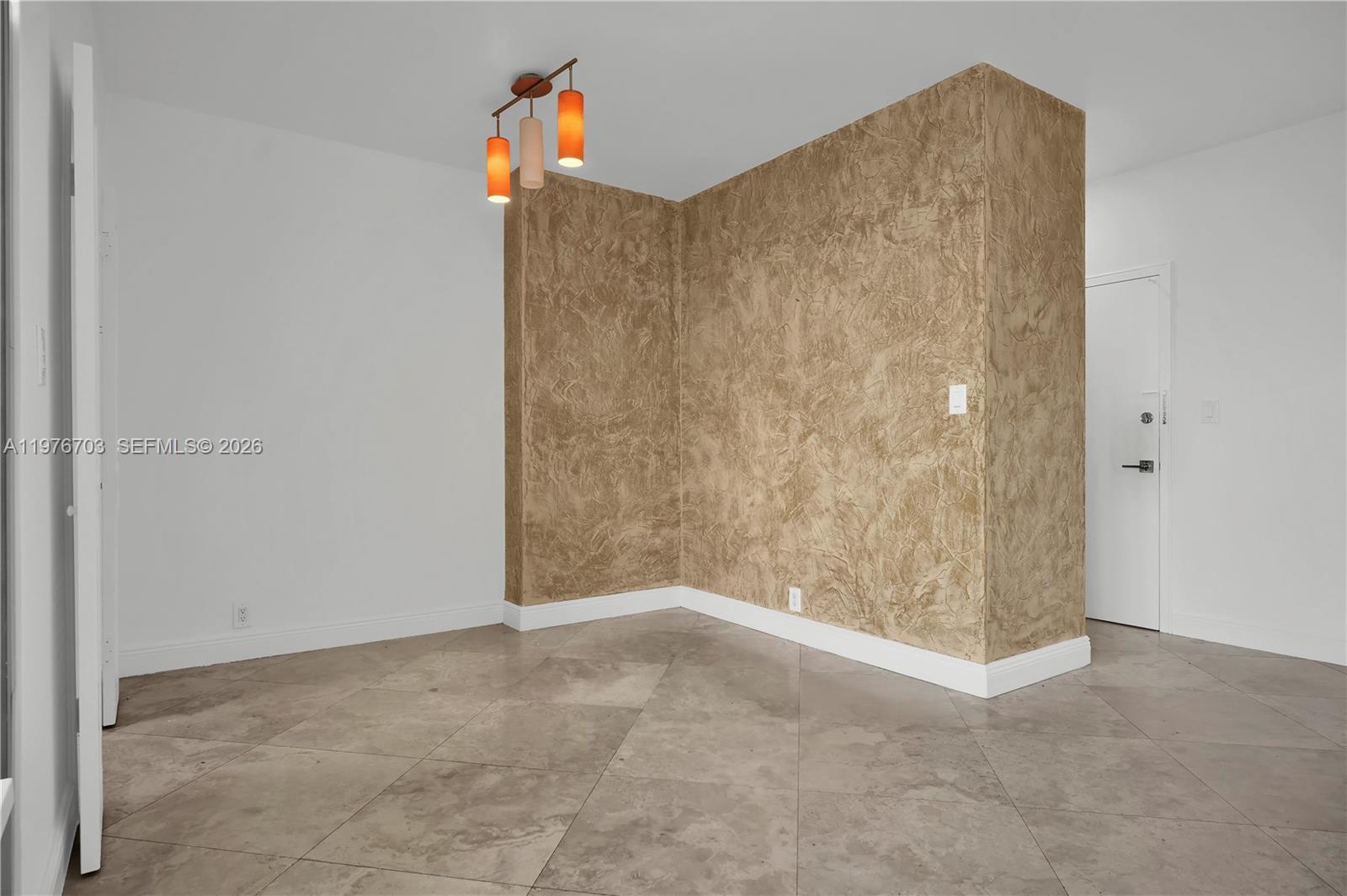 MIMOSA CONDO - Residential Lease