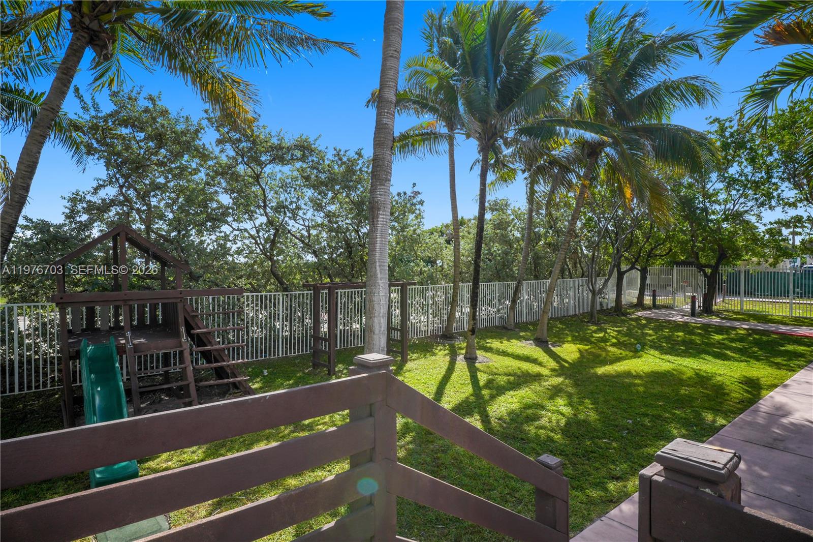 MIMOSA CONDO - Residential Lease