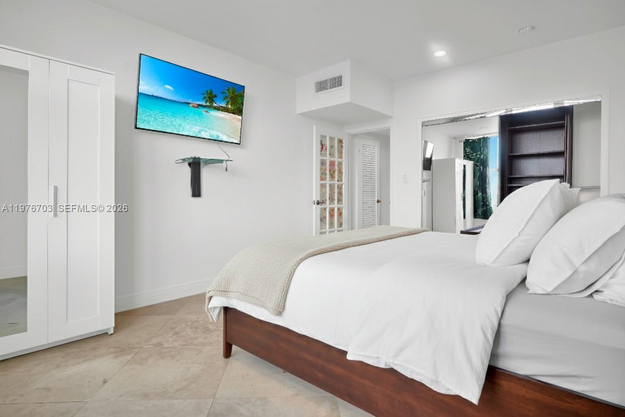 MIMOSA CONDO - Residential Lease