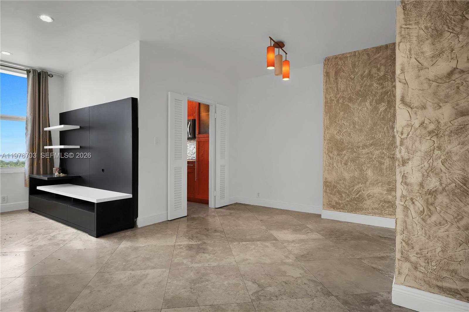 MIMOSA CONDO - Residential Lease