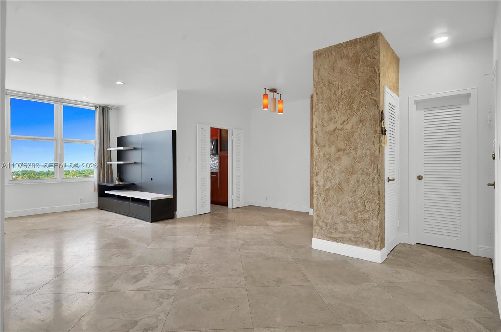 MIMOSA CONDO - Residential Lease