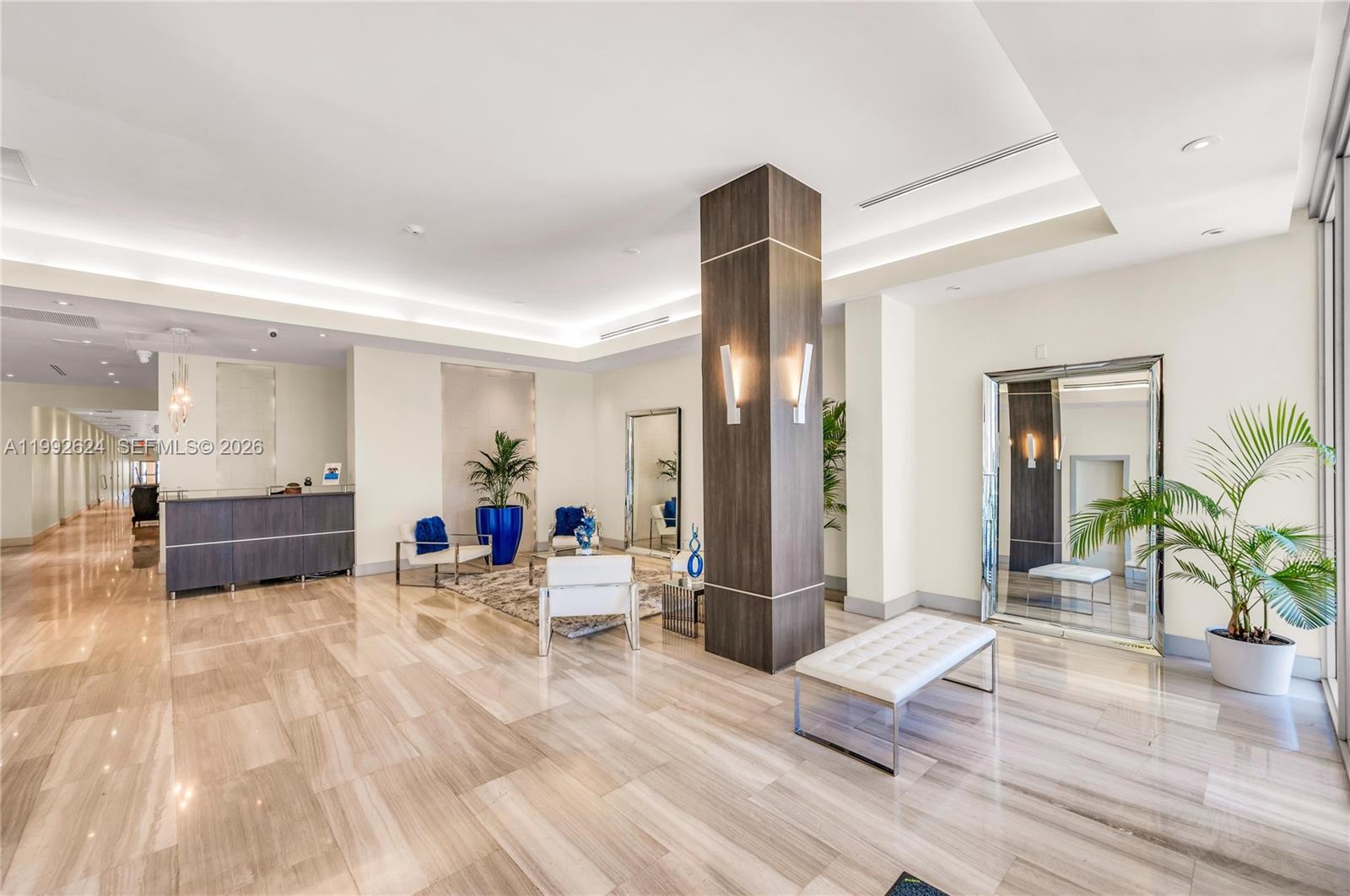 BAYVIEW TERR CONDO - Residential