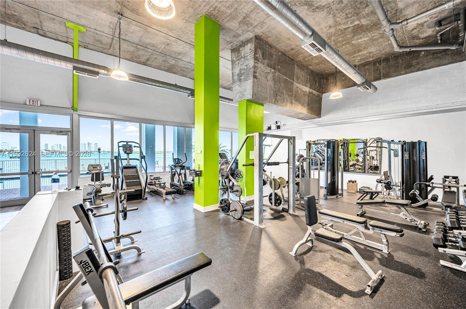 BAYVIEW TERR CONDO - Residential