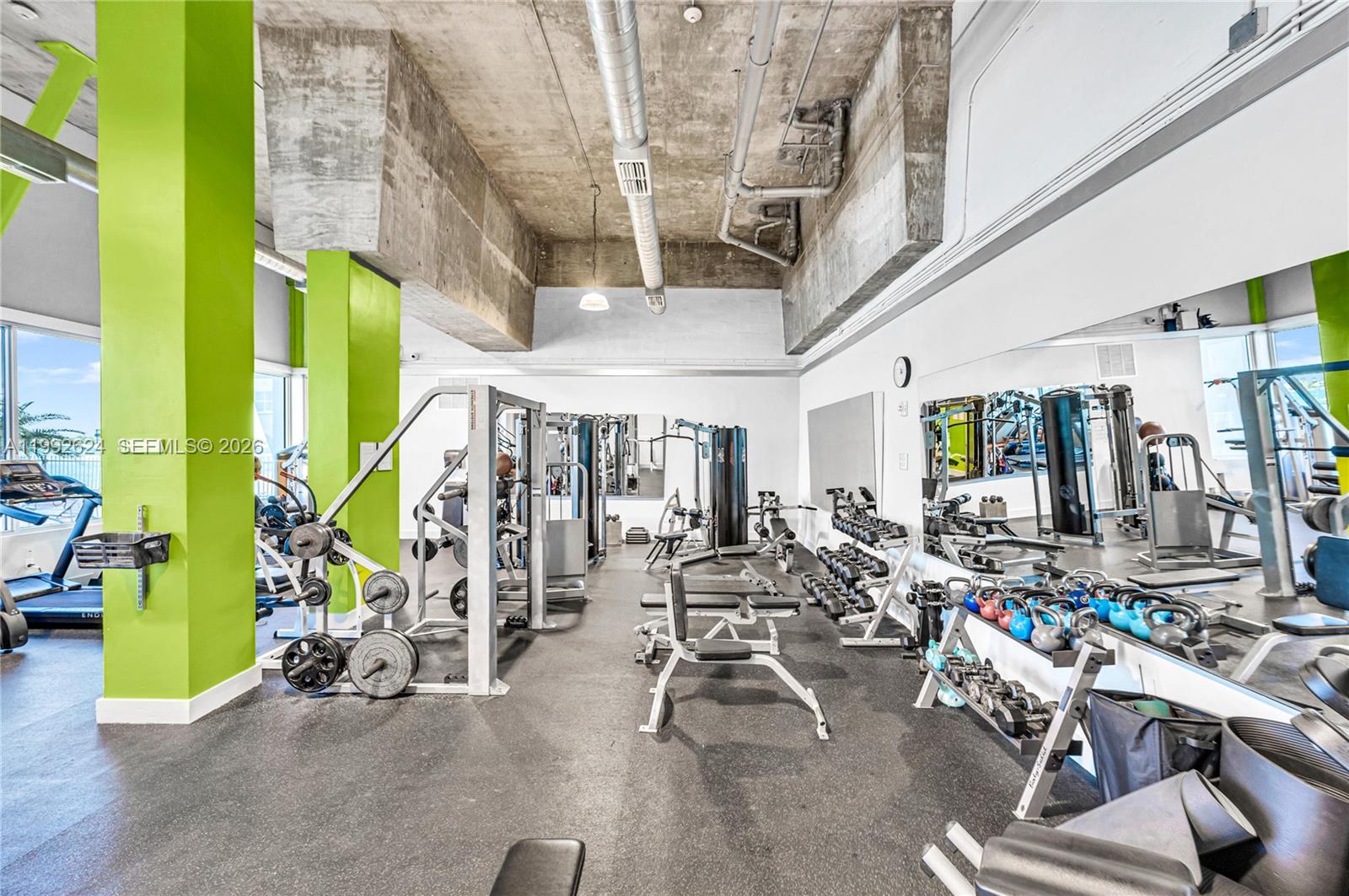 BAYVIEW TERR CONDO - Residential