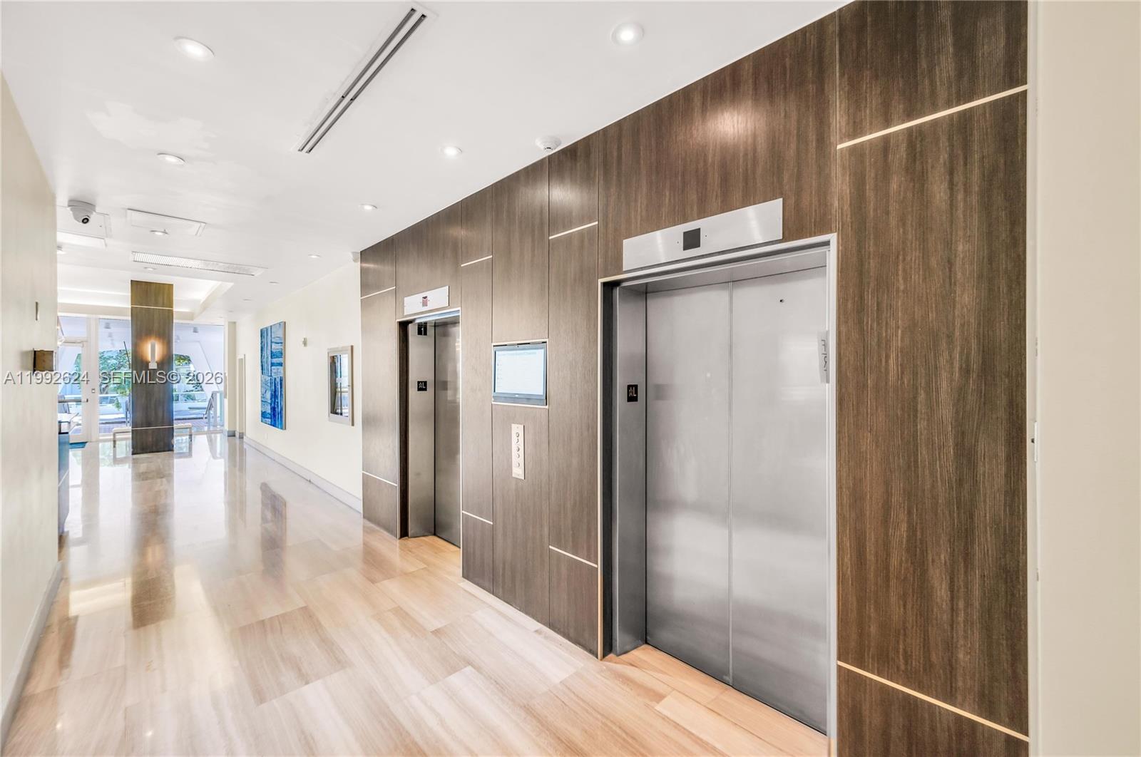 BAYVIEW TERR CONDO - Residential