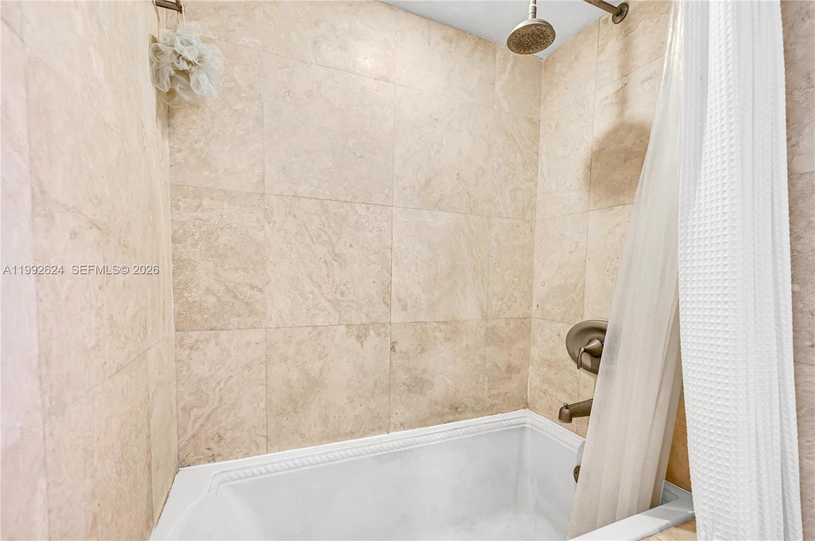 BAYVIEW TERR CONDO - Residential