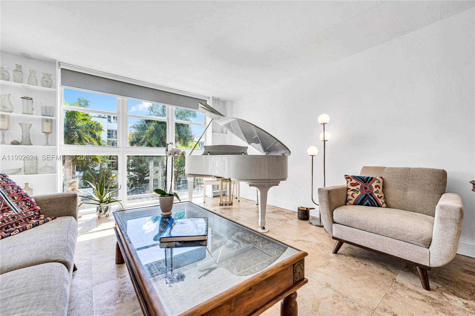 BAYVIEW TERR CONDO - Residential