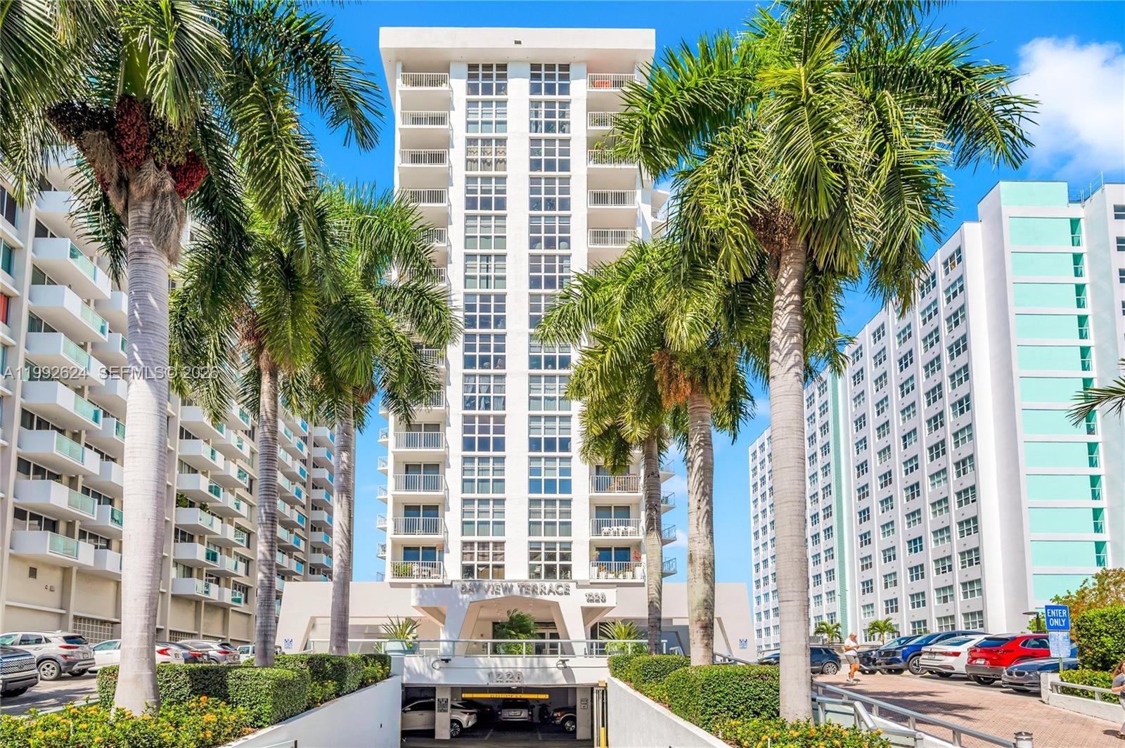 BAYVIEW TERR CONDO - Residential