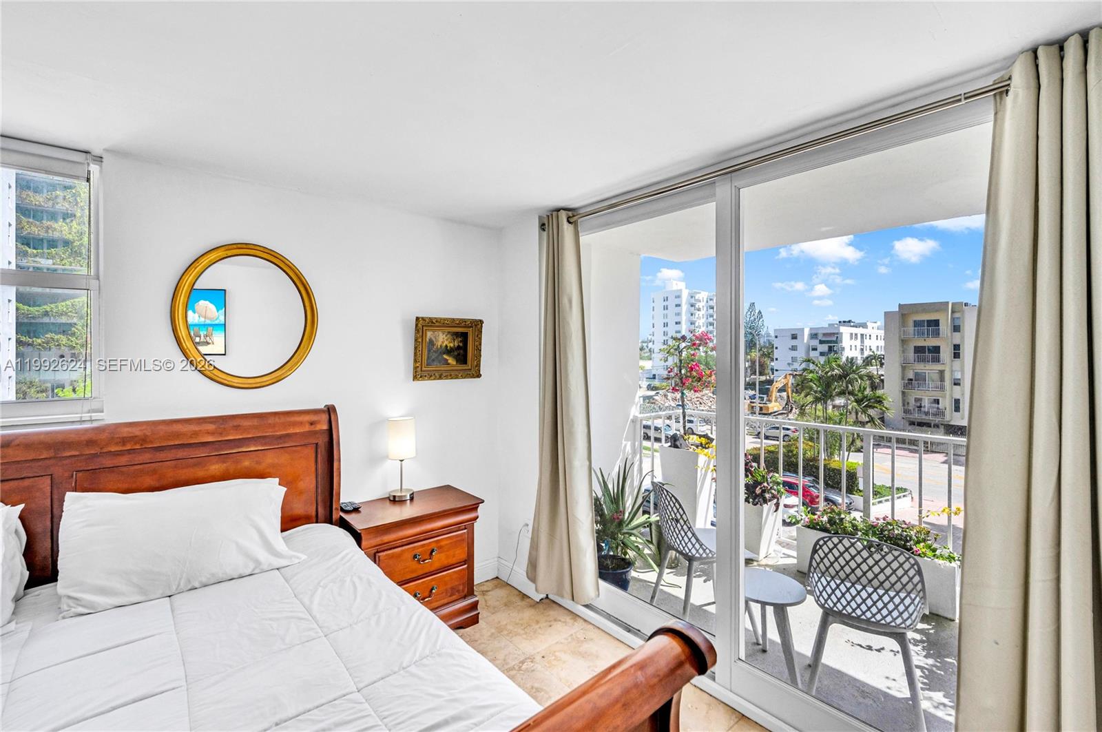 BAYVIEW TERR CONDO - Residential