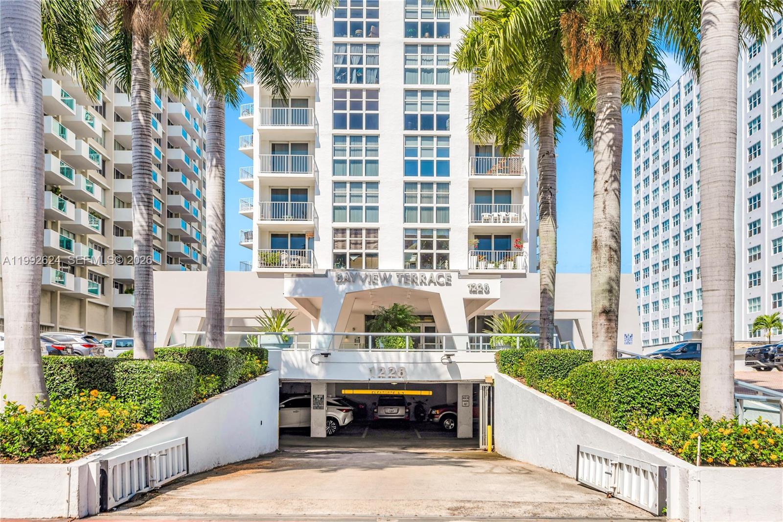 BAYVIEW TERR CONDO - Residential