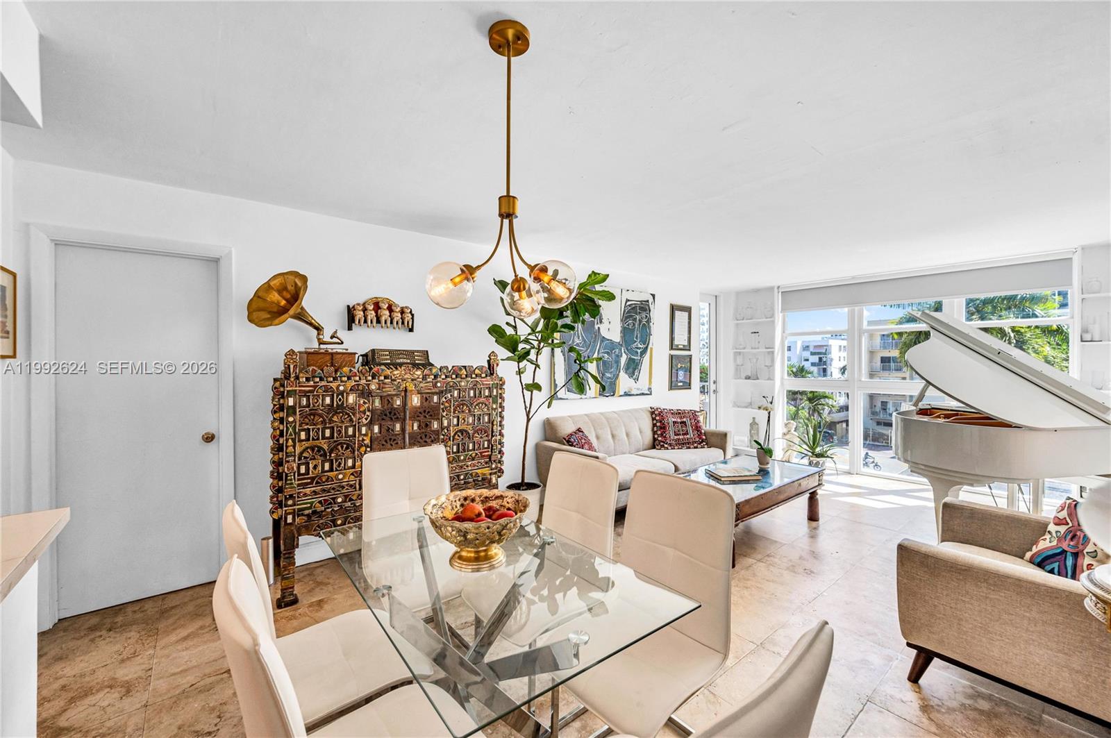 BAYVIEW TERR CONDO - Residential