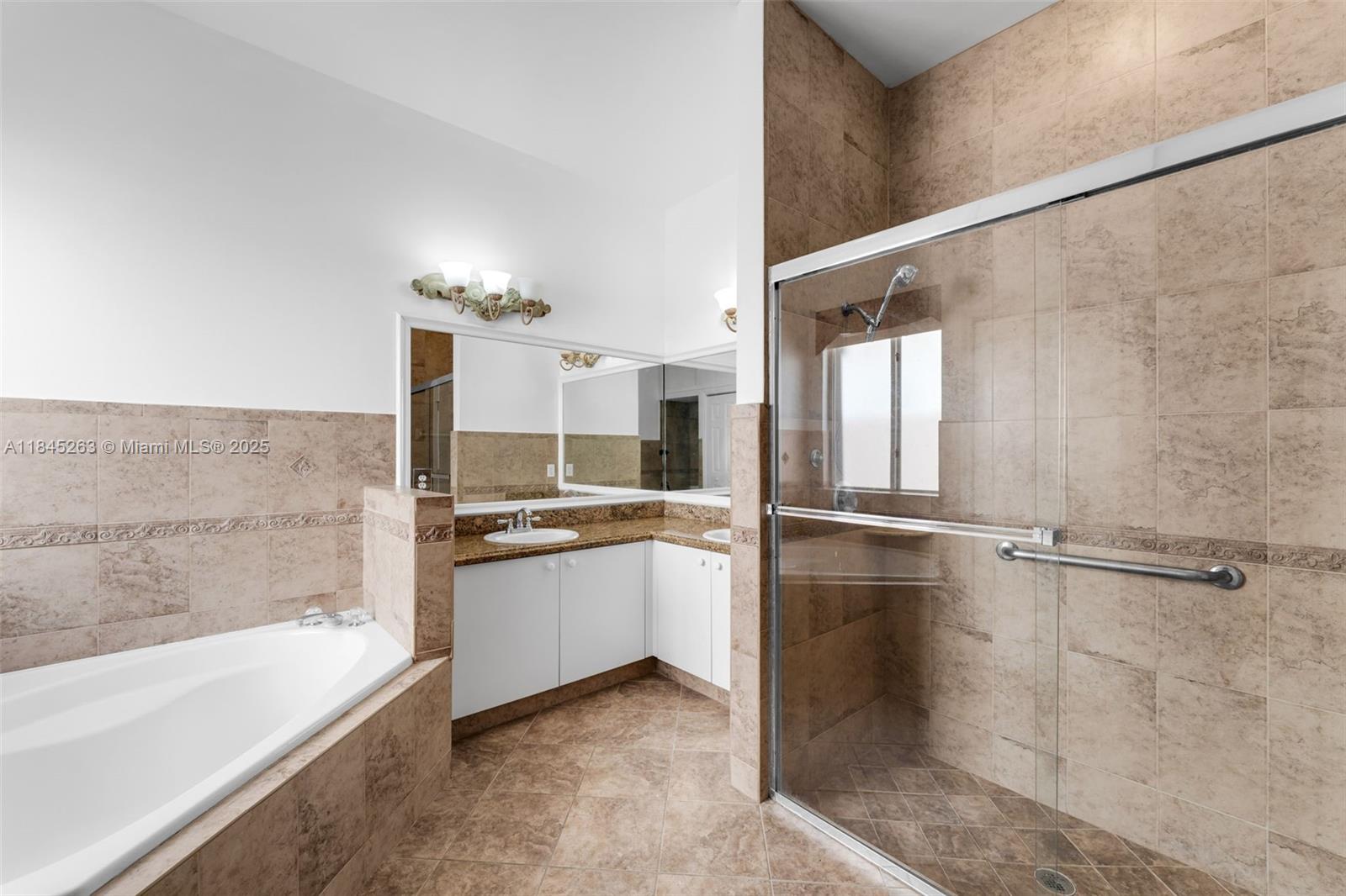 MILON VENTURE - Residential