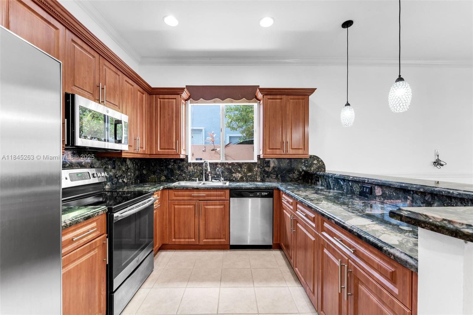 MILON VENTURE - Residential