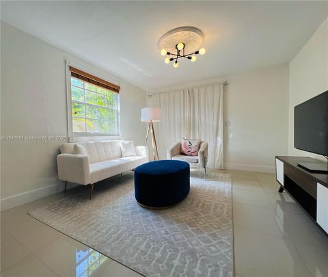 636 NW 11th St 636 Miami FL 33136