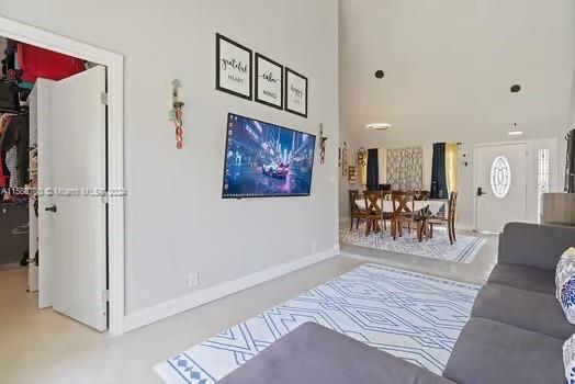 TURTLE BAY - Residential