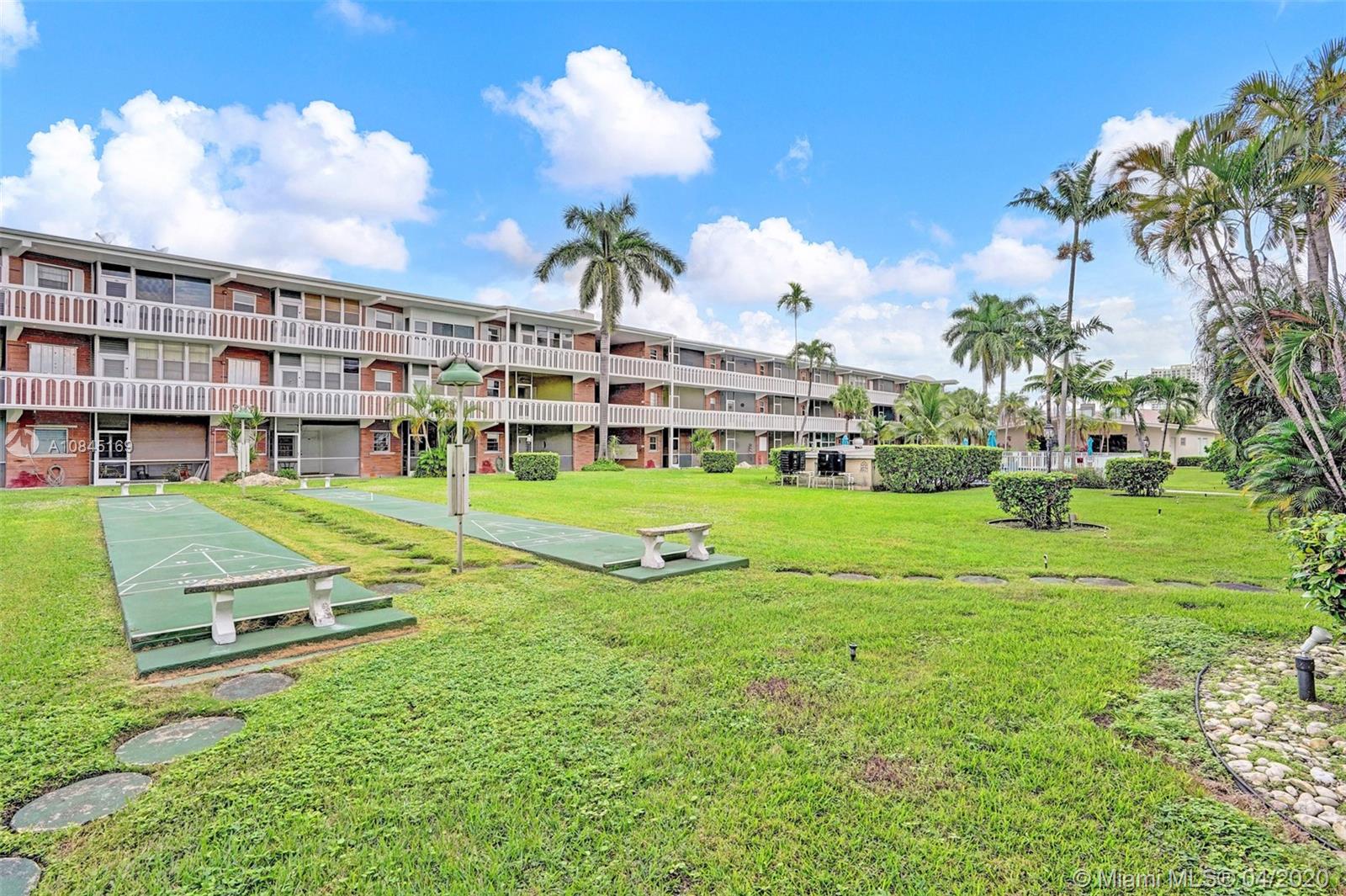 ELDORADO COUNTRY CLUB TOW - Residential Lease